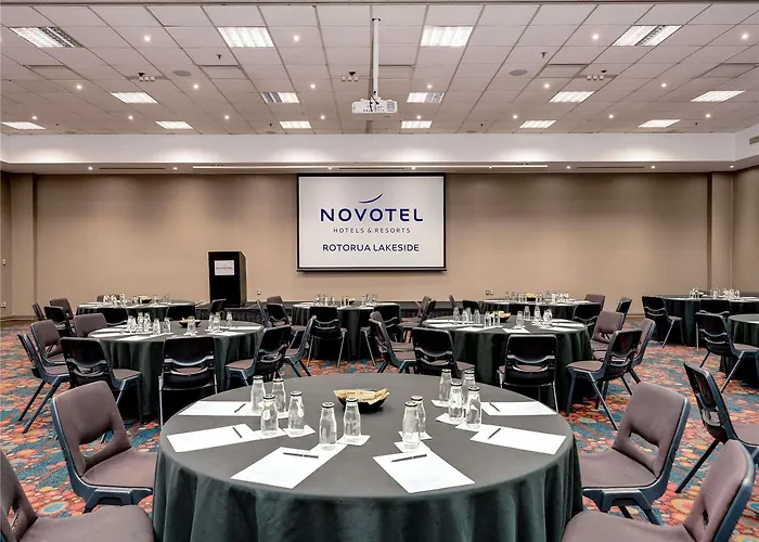 Hotel Novotel Lakeside